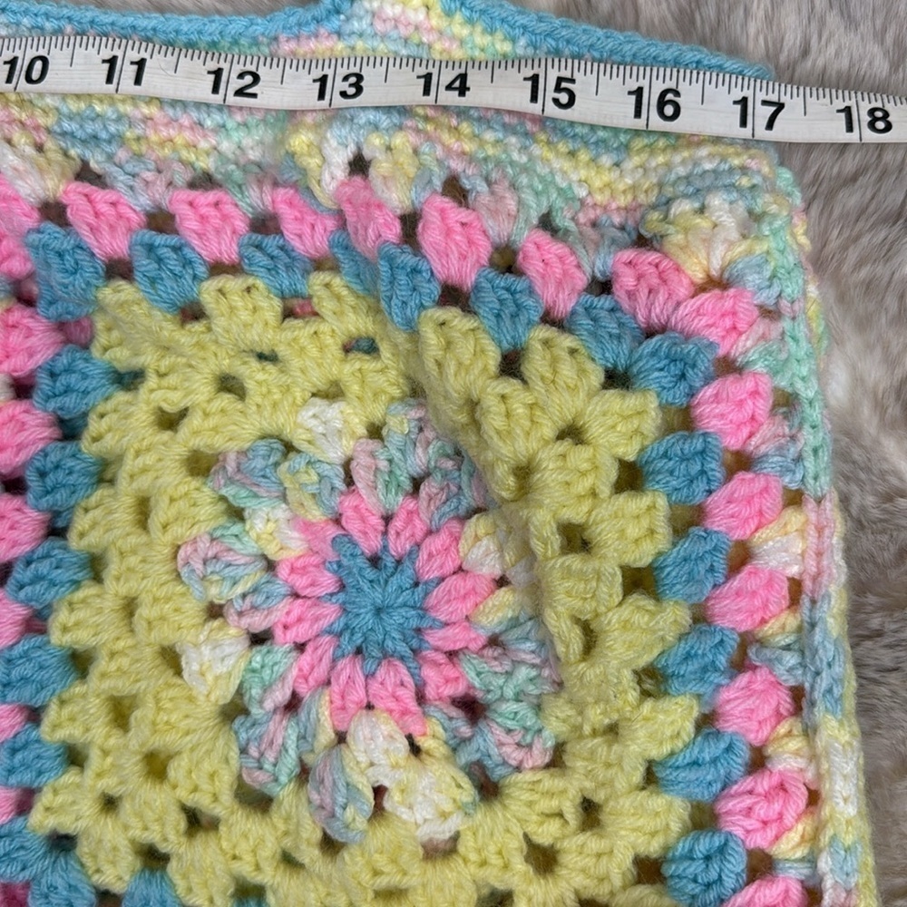 Multicolor Crochet Tote Bag - Picture 3 of 6